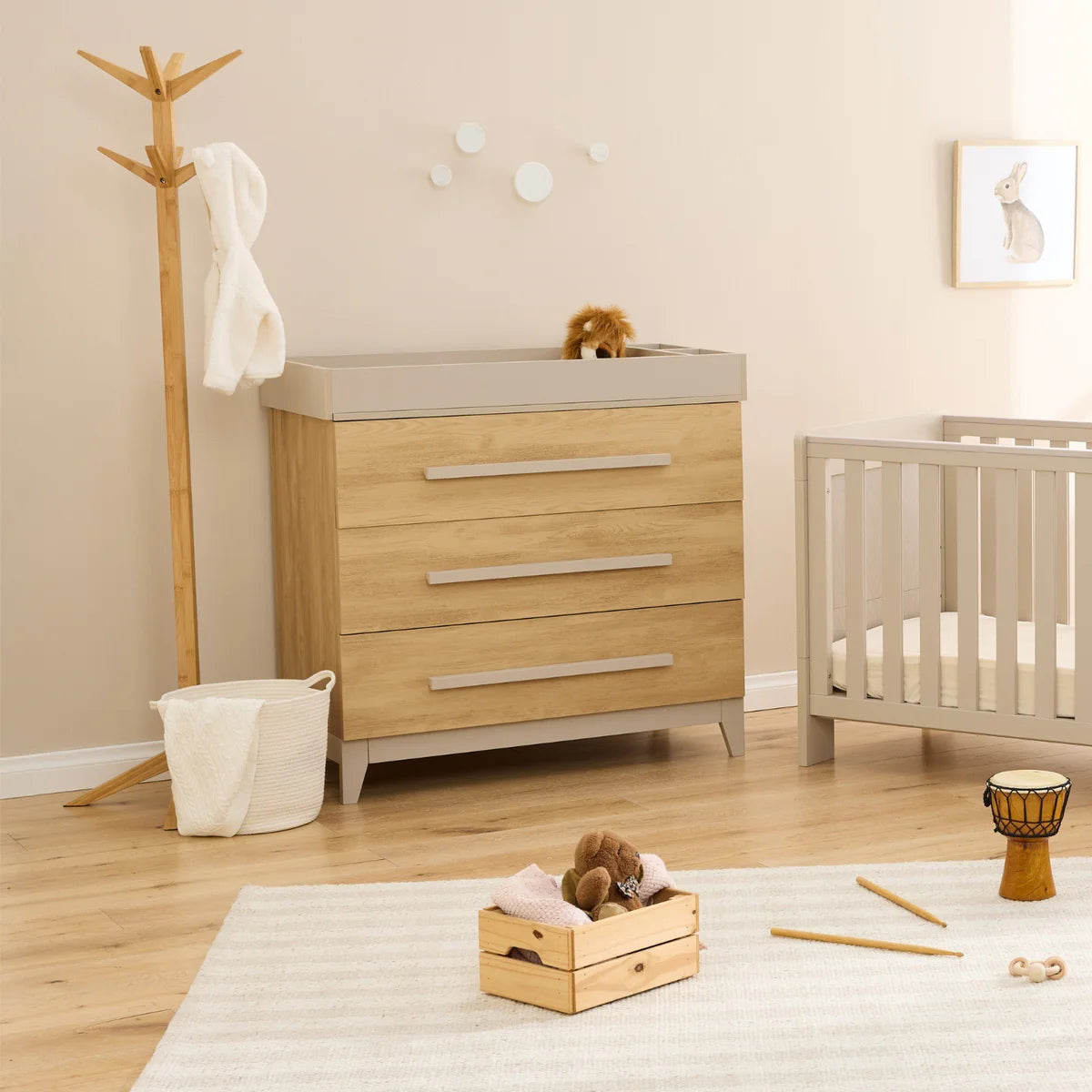 Tutti Bambini Hallee Chest Changer