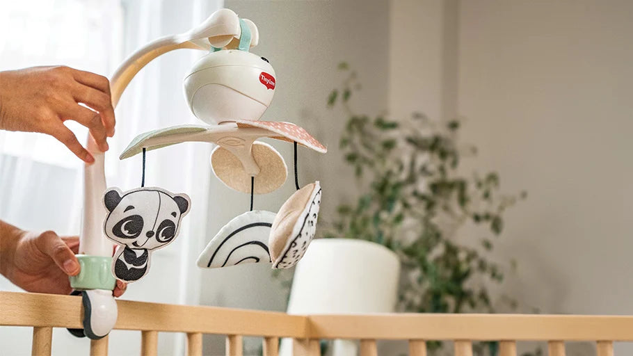 Tiny Love Black & White Décor 3-in-1 Take Along Mobile