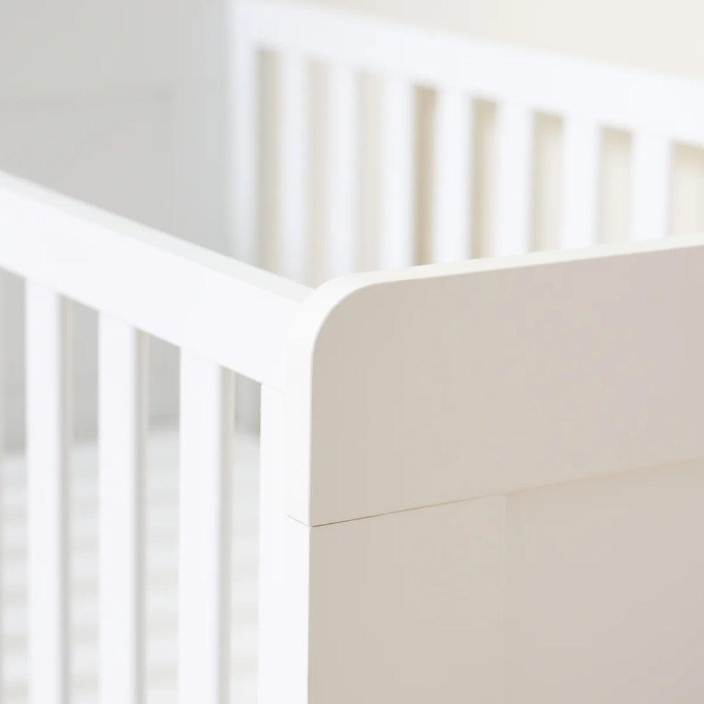 Tutti Bambini Alba Mini Cot Bed -White