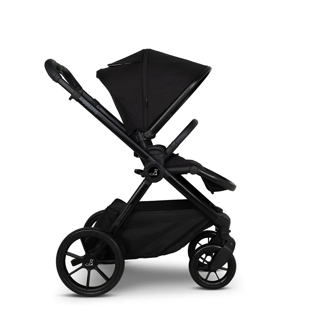 Cosatto Giggle 4 car seat bundle Foxed
