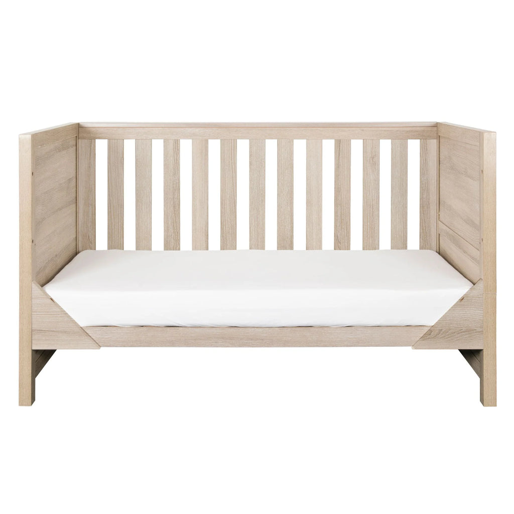 Tutti Bambini Modena Collection - Modena 3 in 1 Cot Bed