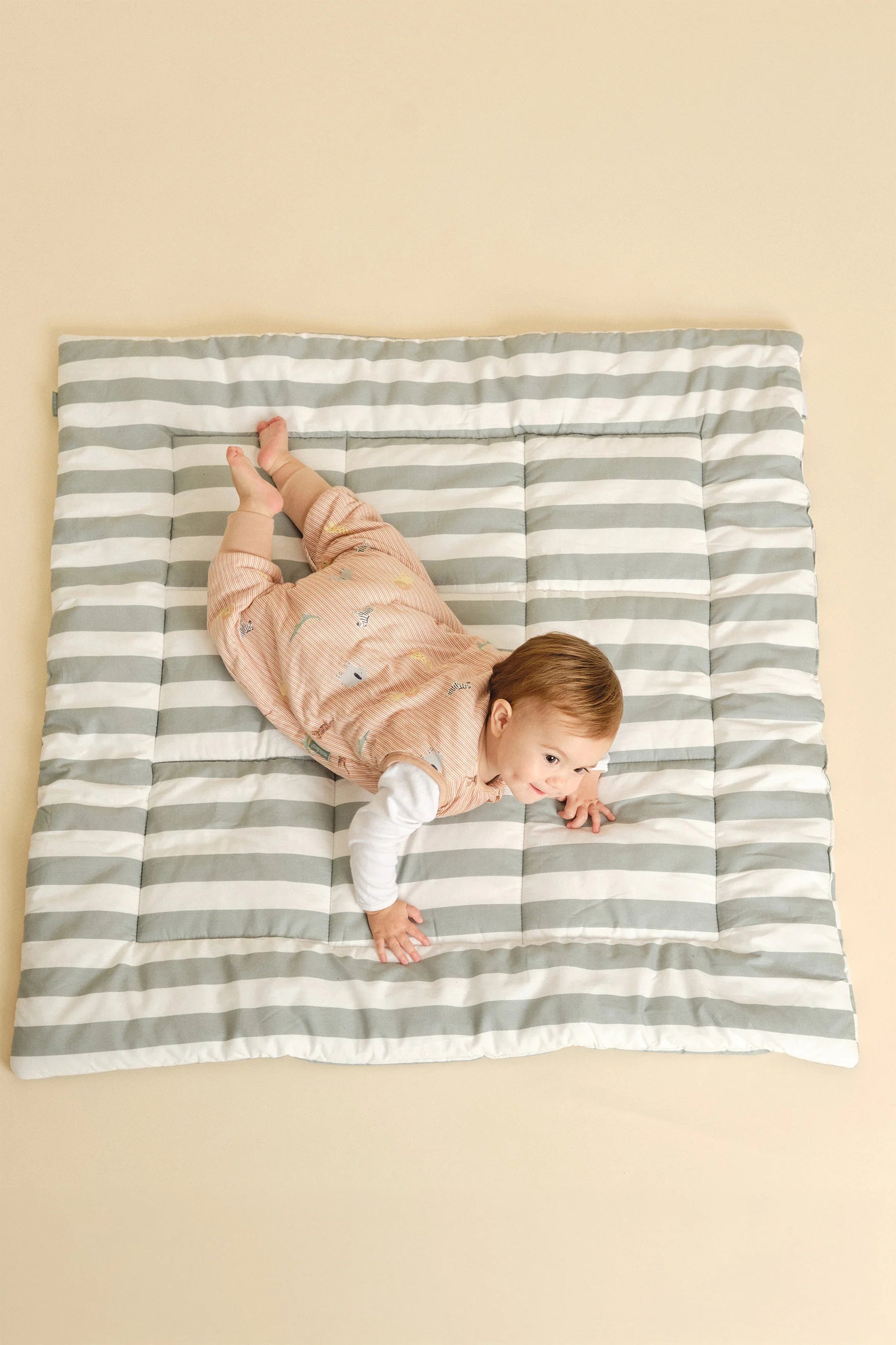 Molis & Co. Baby Sleeping jumpsuit - Jungle - TOG 1