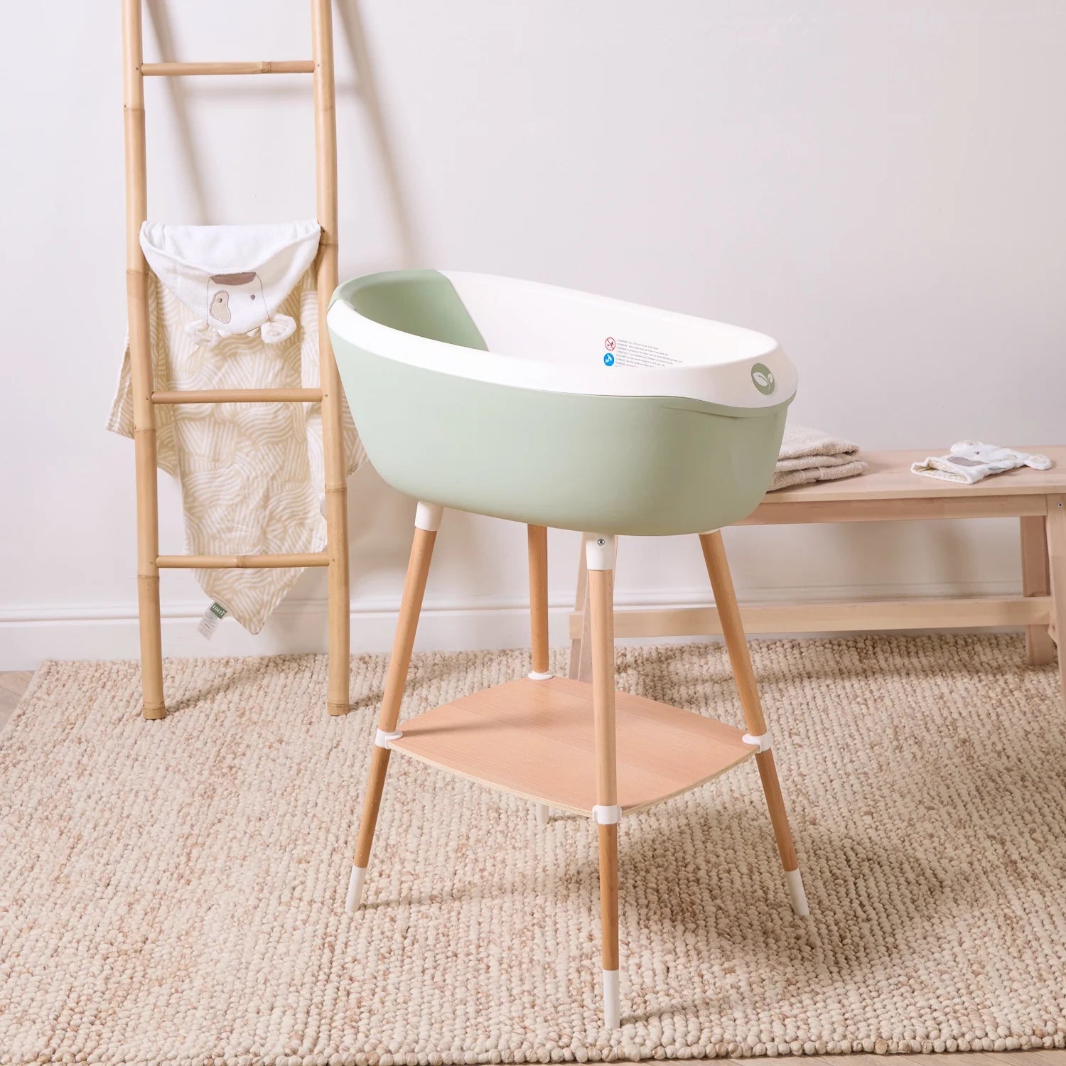 Tutti Bambini Nati Complete Baby Bath System with Stand- Aloe