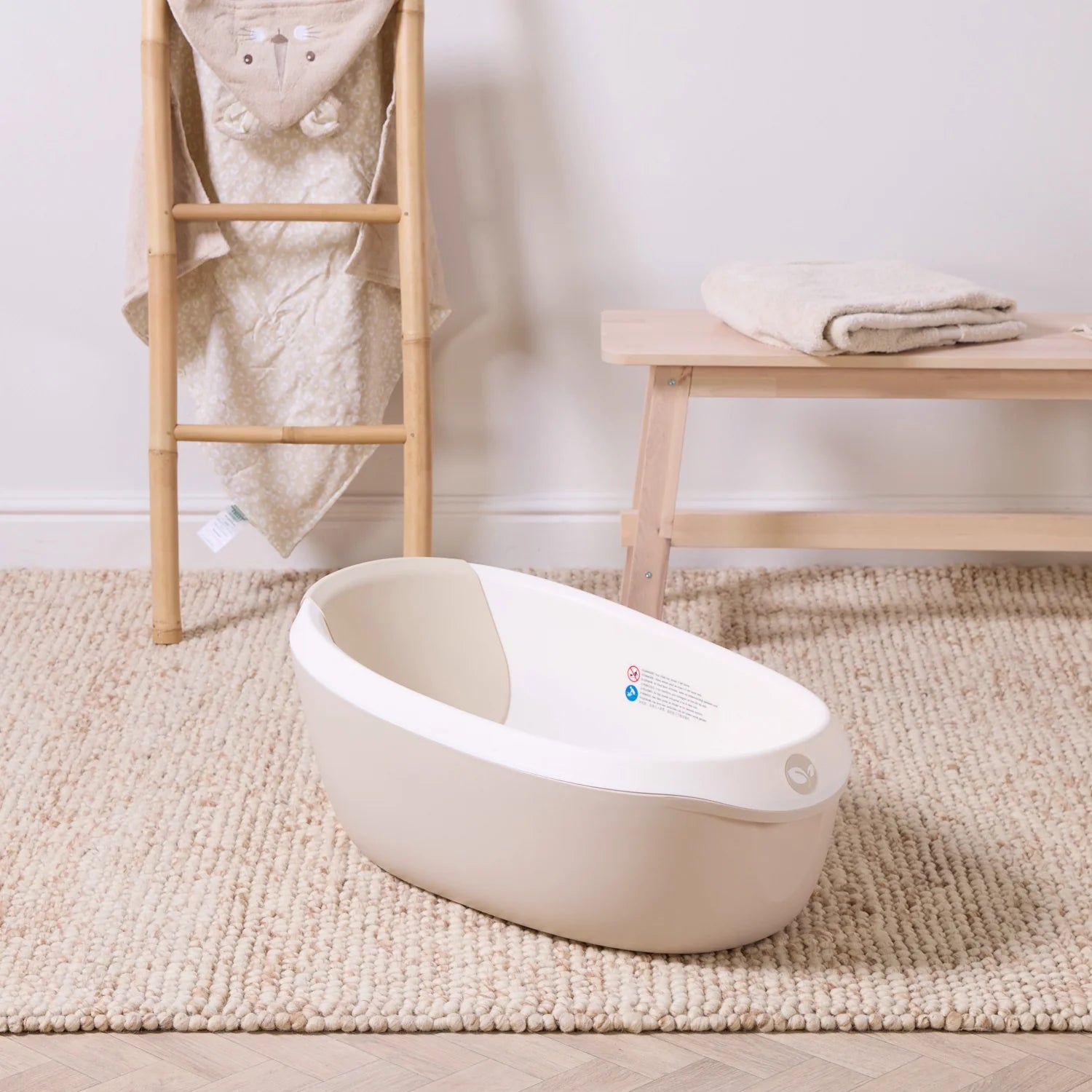Tutti Bambini Nati Complete Baby Bath System with Stand- Dune