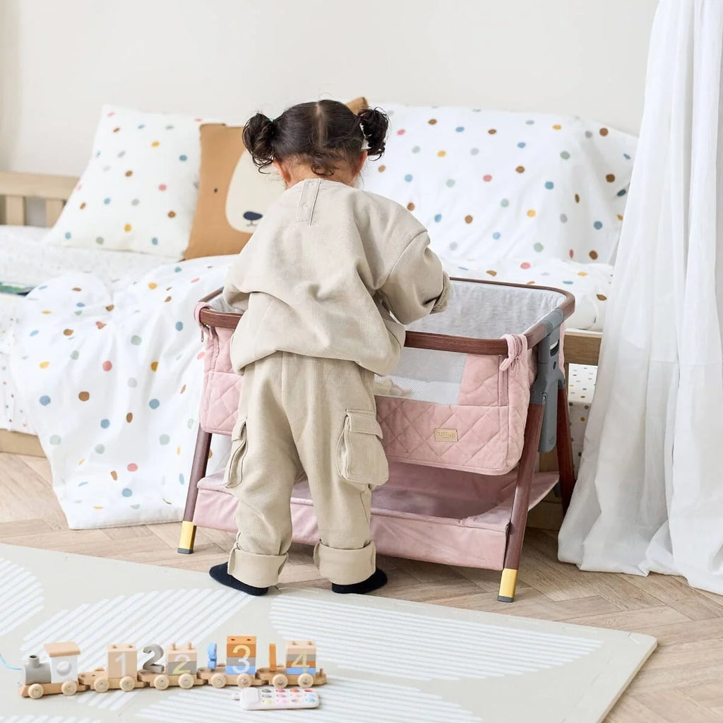 Tutti Bambini CoZee Luxe Mini Me Crib - Walnut & Blush