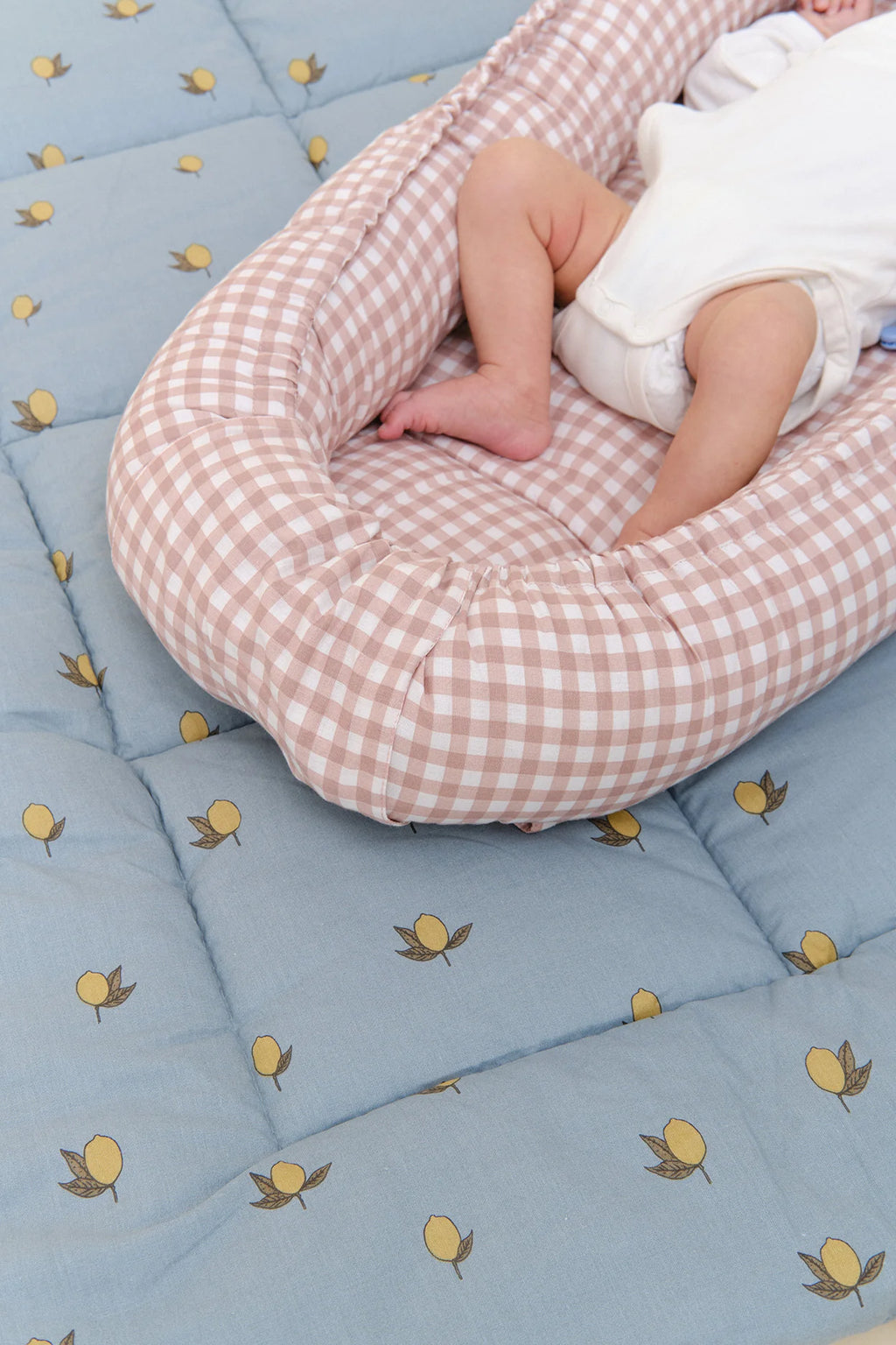 Baby nest - Dusty Rose & Carry bag