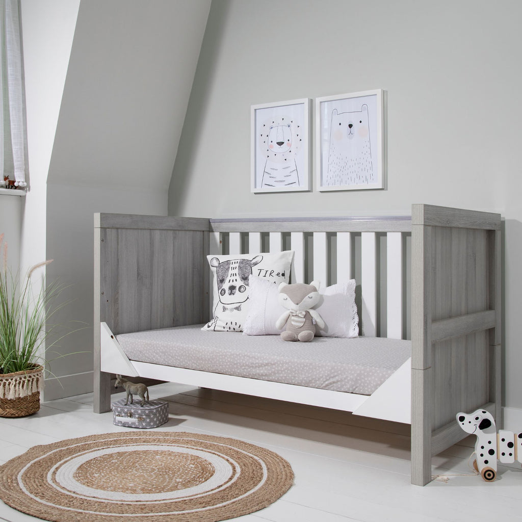 Tutti Bambini Modena Collection 2 Piece Room Set - Bundle
