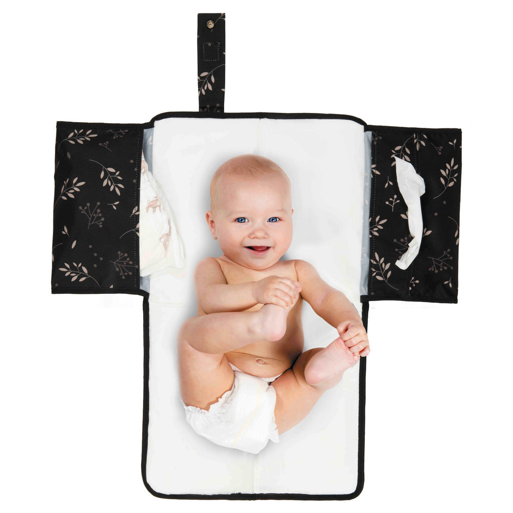 Dooky 3 in 1 Changing Pack -Romantic Leaves Black