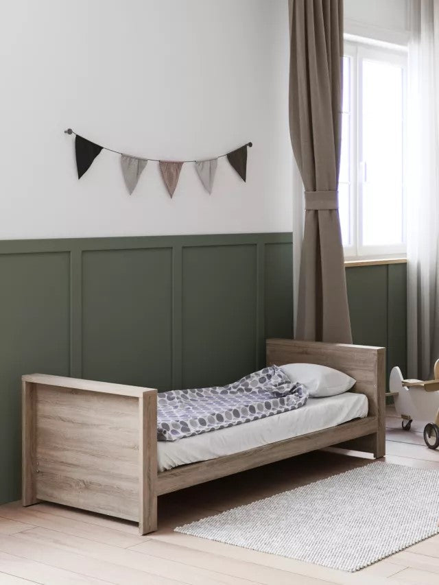 Little Acorn Ellesmere Collection Cot Bed