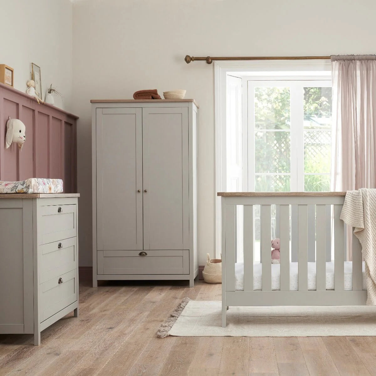 Tutti Bambini Verona Collection -3 Piece Room Set Bundle