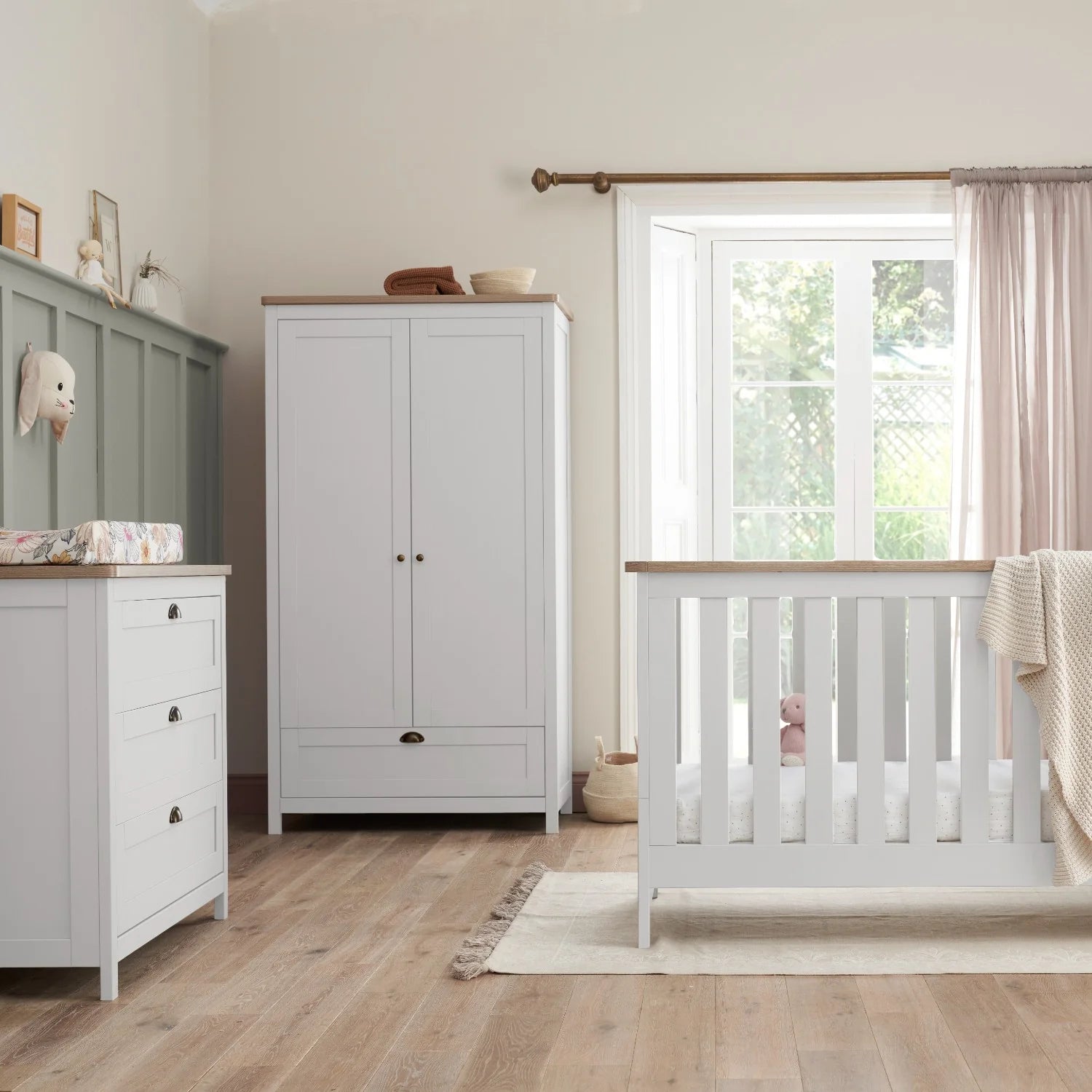 Tutti Bambini Verona Collection -3 Piece Room Set Bundle